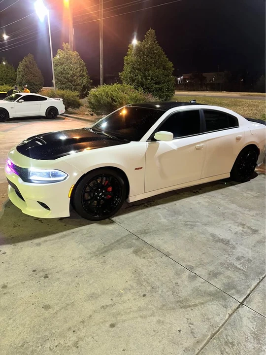 2017 Dodge Charger SRT & 392 7th Gen - Image 2 of 6