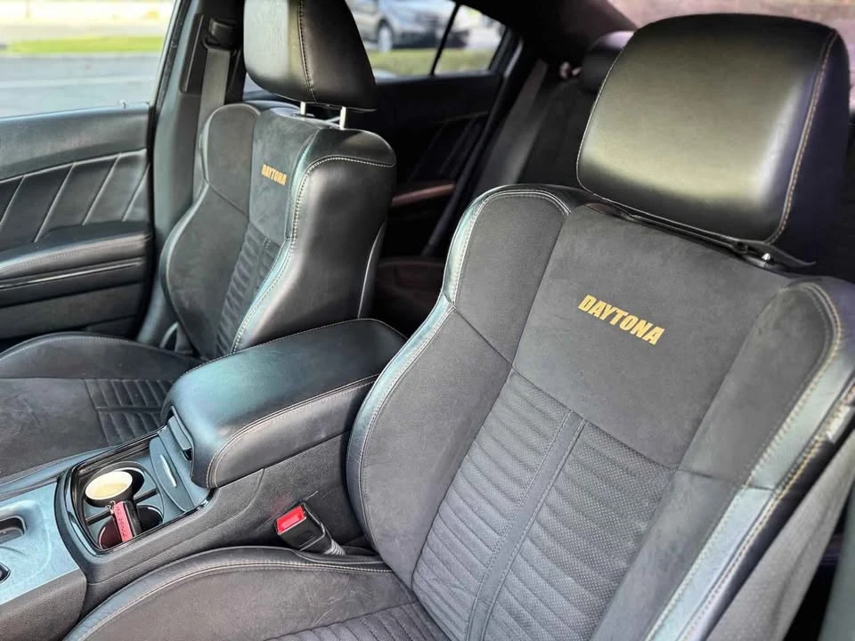 2017 Dodge Charger SRT & 392 7th Gen - Image 7 of 13