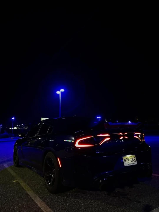 2017 Dodge Charger SRT & 392 7th Gen - Image 2 of 11