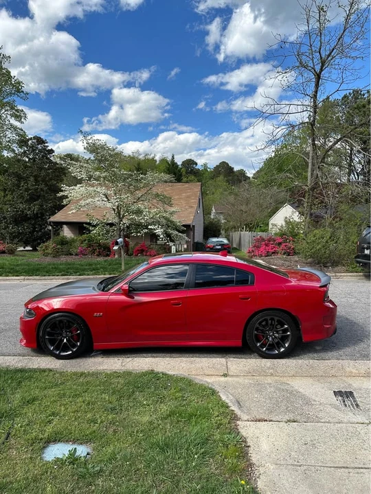 2017 Dodge Charger - Image 5 of 10