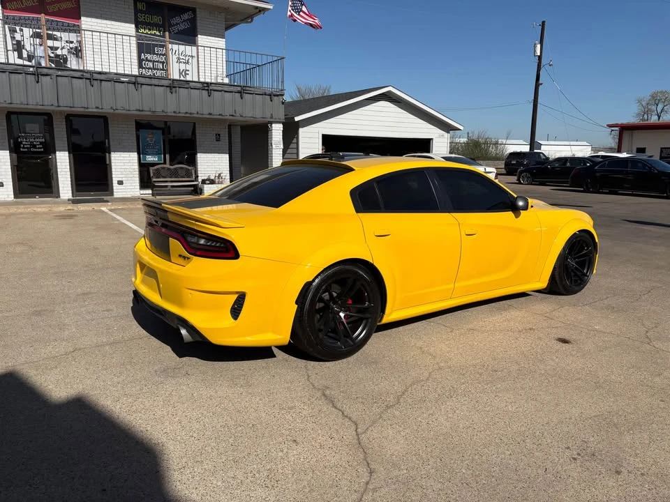 2017 Dodge Charger SRT & 392 7th Gen - Image 6 of 11