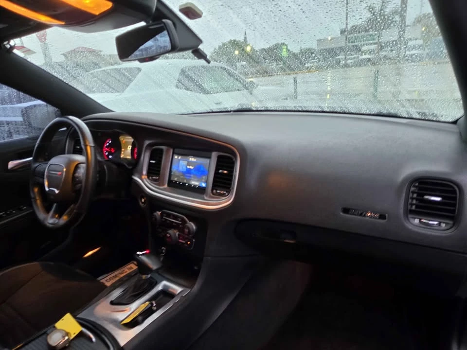 2017 Dodge Charger SRT & 392 7th Gen - Image 5 of 15