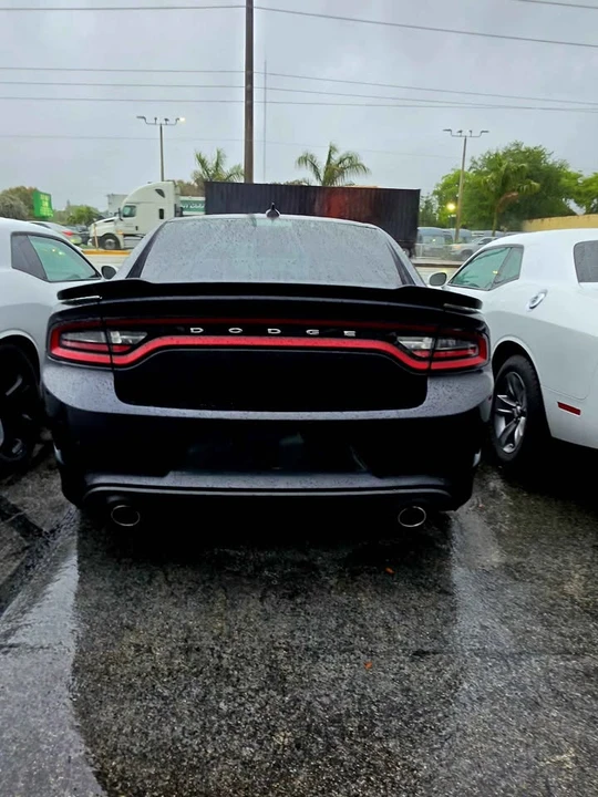 2017 Dodge Charger SRT & 392 7th Gen - Image 13 of 15