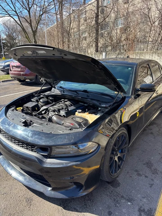 2017 Dodge Charger SRT & 392 7th Gen - Image 4 of 7