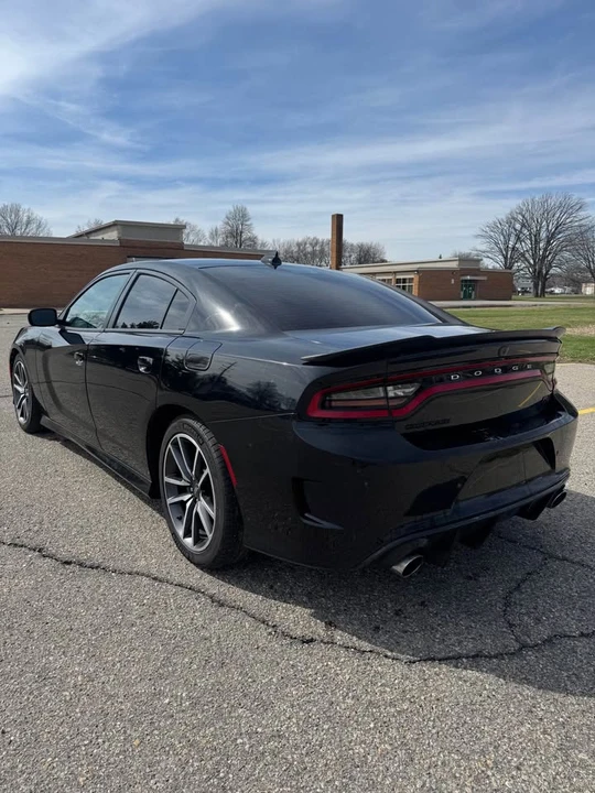 2017 Dodge Charger SRT & 392 7th Gen - Image 5 of 13