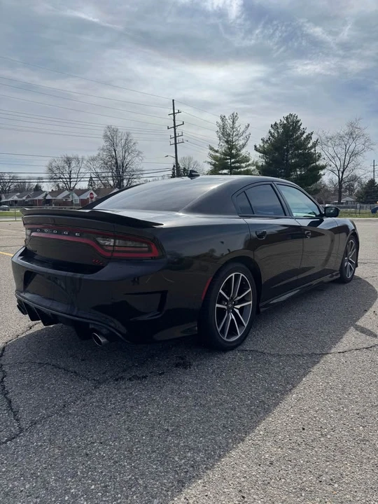 2017 Dodge Charger SRT & 392 7th Gen - Image 3 of 13
