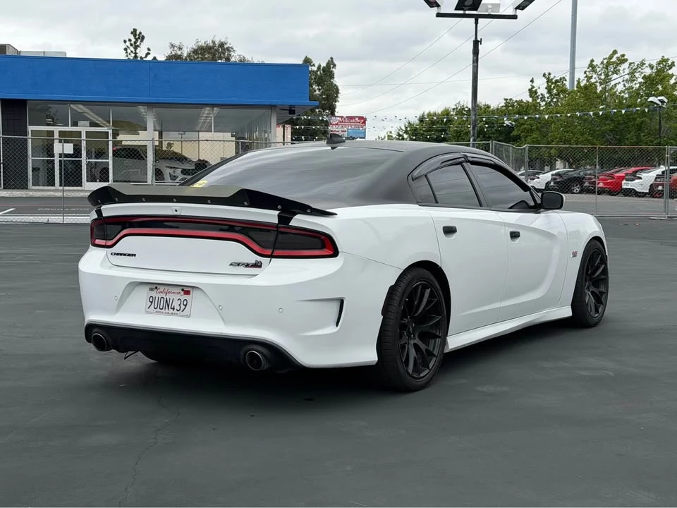 2017 Dodge Charger SRT & 392 7th Gen - Image 10 of 19