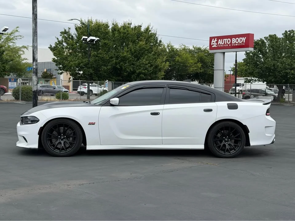 2017 Dodge Charger SRT & 392 7th Gen - Image 5 of 19