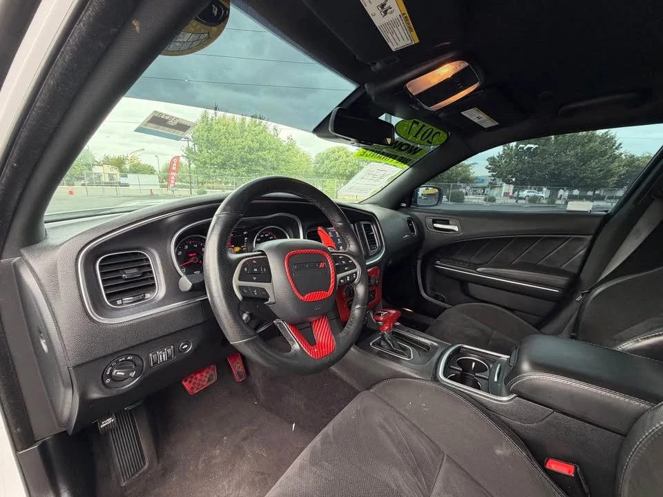 2017 Dodge Charger SRT & 392 7th Gen - Image 16 of 19