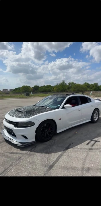 2017 Dodge Charger SRT & 392 7th Gen - Image 3 of 12