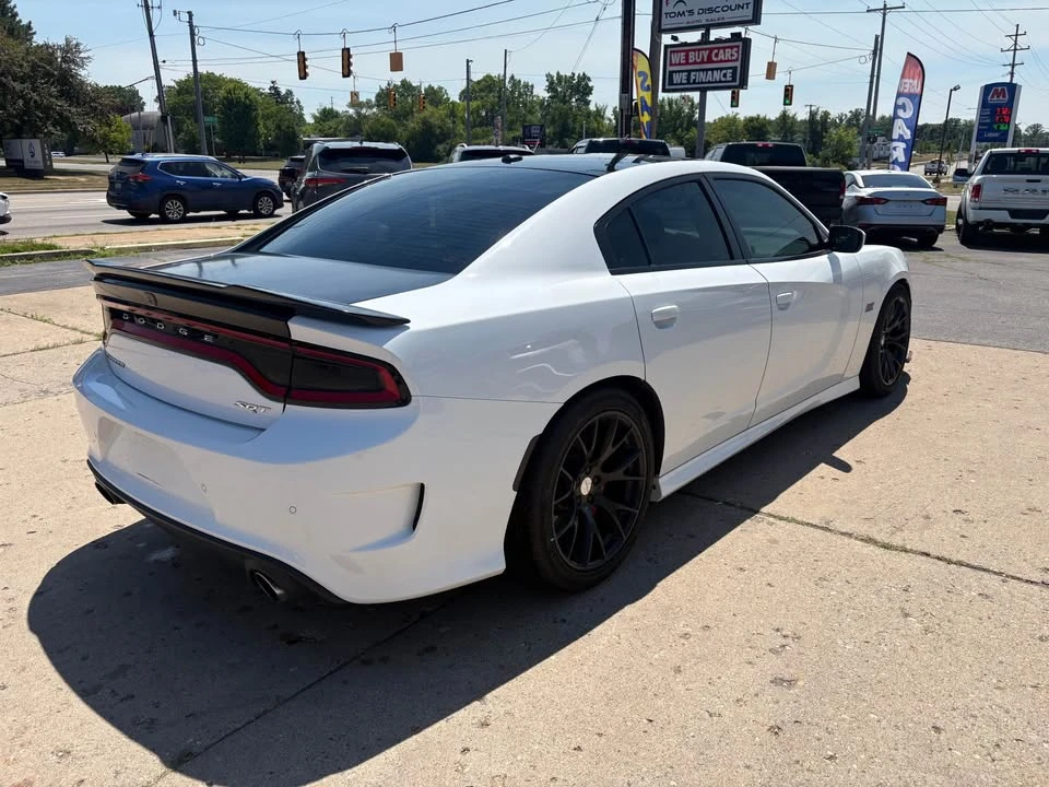 2017 Dodge Charger SRT & 392 7th Gen - Image 5 of 12
