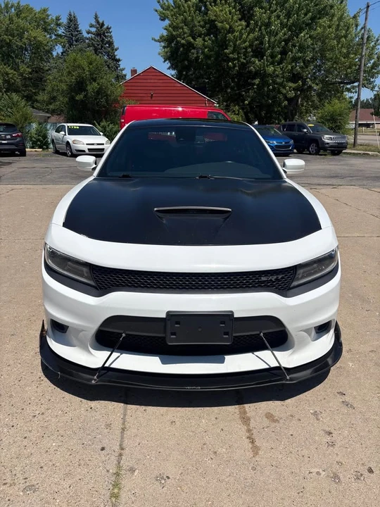 2017 Dodge Charger SRT & 392 7th Gen - Image 8 of 12