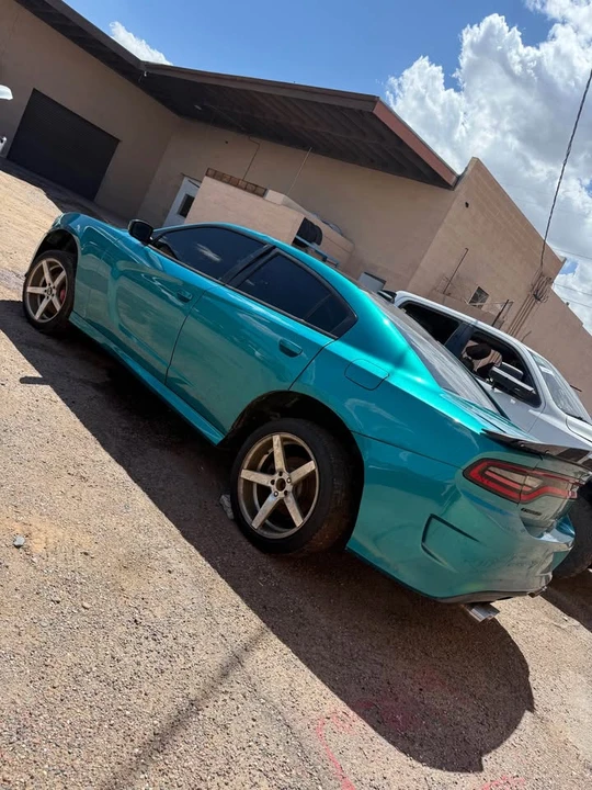 2017 Dodge Charger SRT & 392 7th Gen - Image 6 of 9