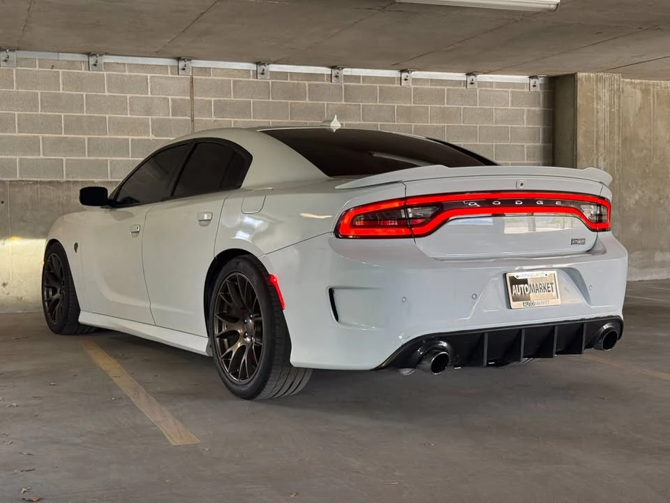 2017 Dodge Charger SRT Hellcat 7th Gen - Image 8 of 19