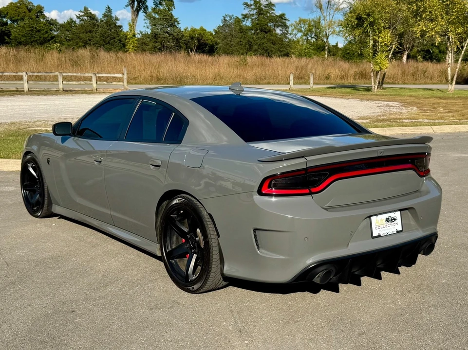 2017 Dodge Charger SRT Hellcat 7th Gen - Image 4 of 12