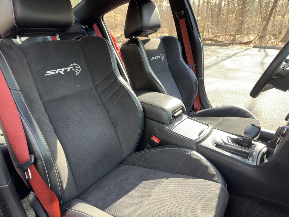 2017 Dodge Charger SRT Hellcat 7th Gen - Image 27 of 31