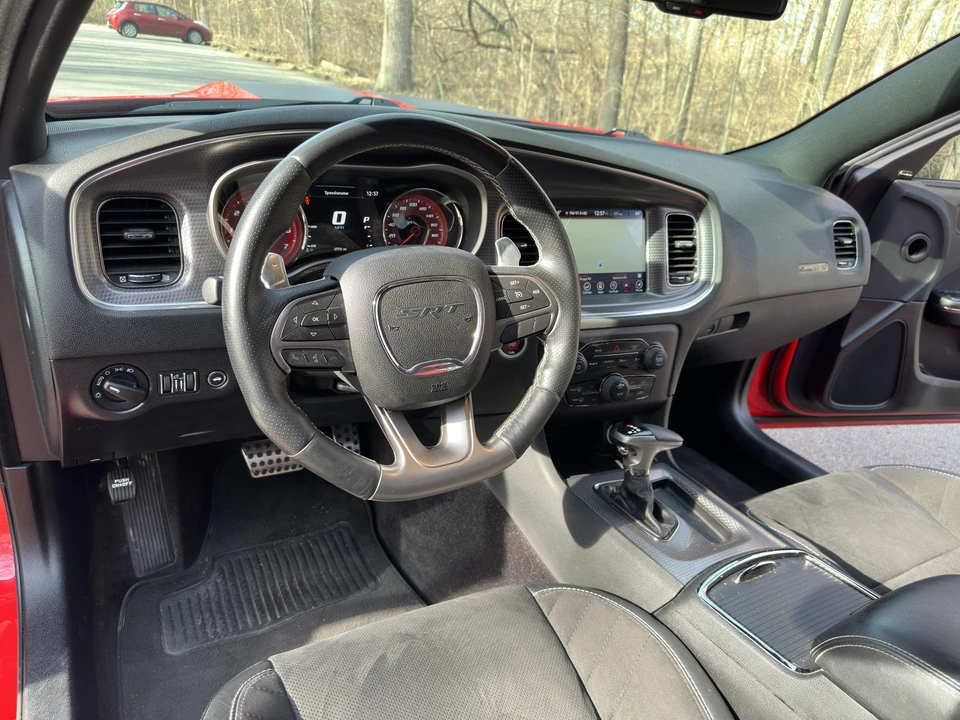2017 Dodge Charger SRT Hellcat 7th Gen - Image 30 of 31
