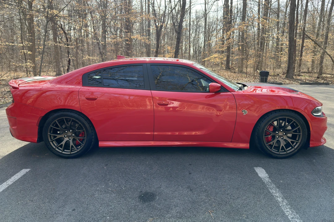 2017 Dodge Charger SRT Hellcat 7th Gen - Image 3 of 31