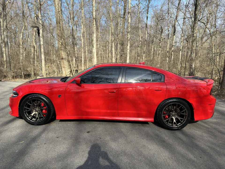 2017 Dodge Charger SRT Hellcat 7th Gen - Image 6 of 31