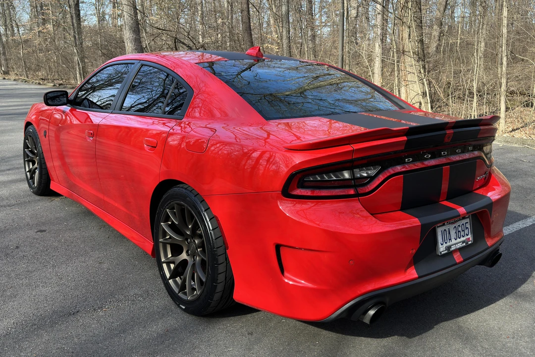2017 Dodge Charger SRT Hellcat 7th Gen - Image 4 of 31