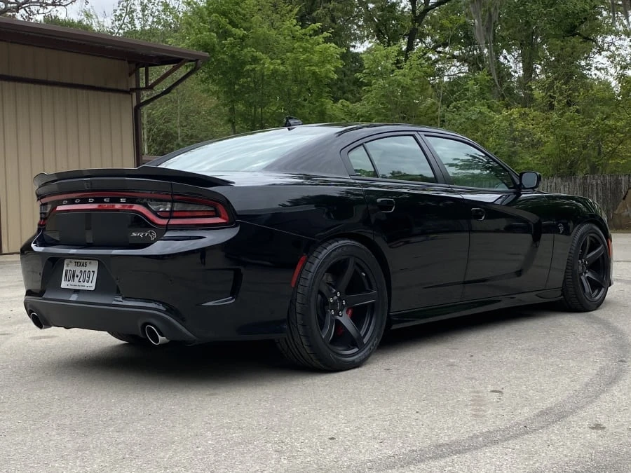 2017 Dodge Charger SRT Hellcat 7th Gen - Image 11 of 12