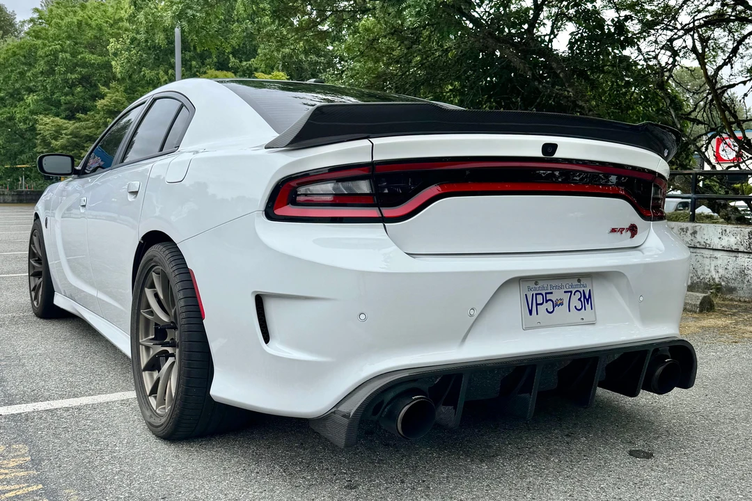 2017 Dodge Charger SRT Hellcat 7th Gen - Image 11 of 31