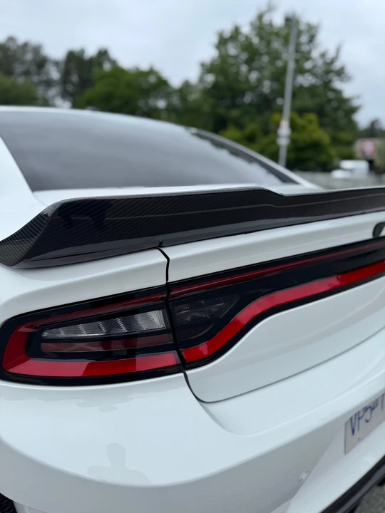 2017 Dodge Charger SRT Hellcat 7th Gen - Image 24 of 31