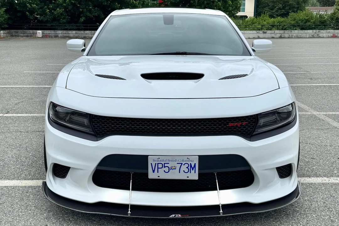 2017 Dodge Charger SRT Hellcat 7th Gen - Image 2 of 31
