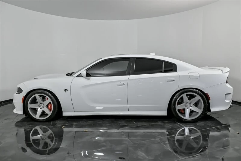 2017 Dodge Charger SRT Hellcat 7th Gen - Image 7 of 12
