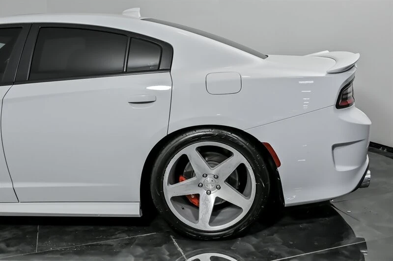 2017 Dodge Charger SRT Hellcat 7th Gen - Image 8 of 12