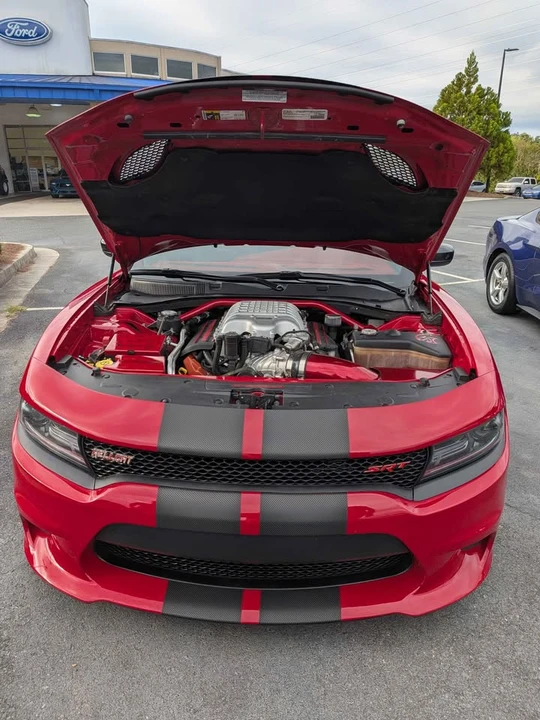 2017 Dodge Charger SRT Hellcat 7th Gen - Image 2 of 9