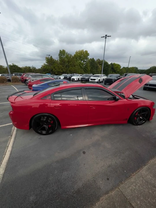 2017 Dodge Charger SRT Hellcat 7th Gen - Image 6 of 9