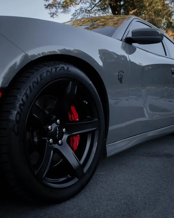 2017 Dodge Charger SRT Hellcat 7th Gen - Image 5 of 11