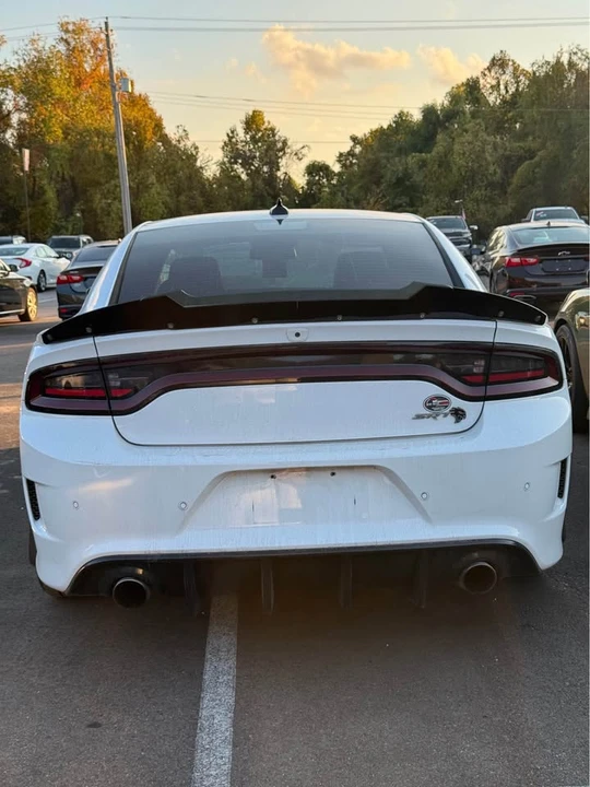 2017 Dodge Charger SRT Hellcat 7th Gen - Image 4 of 4