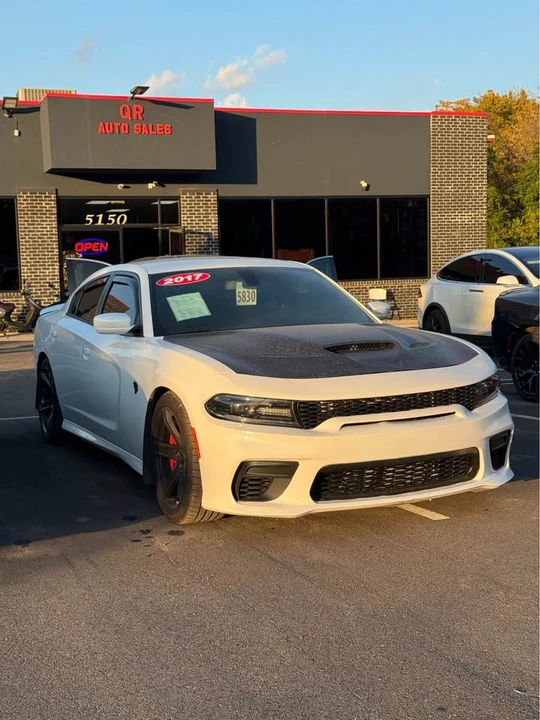 2017 Dodge Charger SRT Hellcat 7th Gen - Image 2 of 4