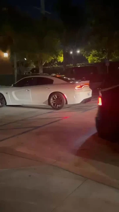 2017 Dodge Charger SRT Hellcat 7th Gen - Image 7 of 7