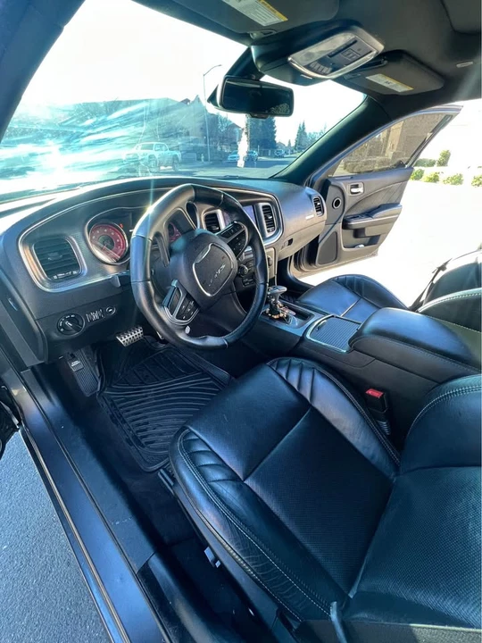2017 Dodge Charger SRT Hellcat 7th Gen - Image 6 of 9