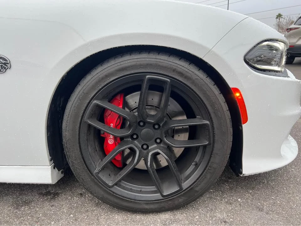 2017 Dodge Charger SRT Hellcat 7th Gen - Image 4 of 12