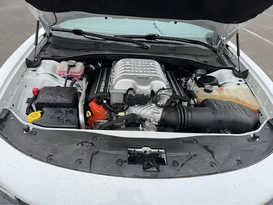 2017 Dodge Charger SRT Hellcat 7th Gen - Image 8 of 12