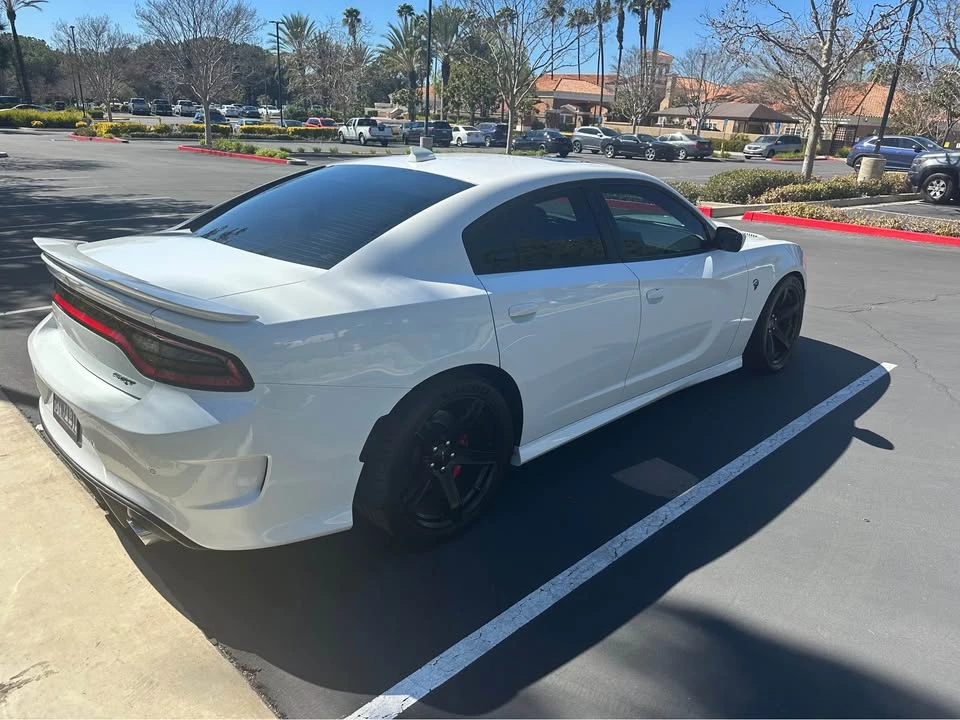 2017 Dodge Charger SRT Hellcat 7th Gen - Image 5 of 12