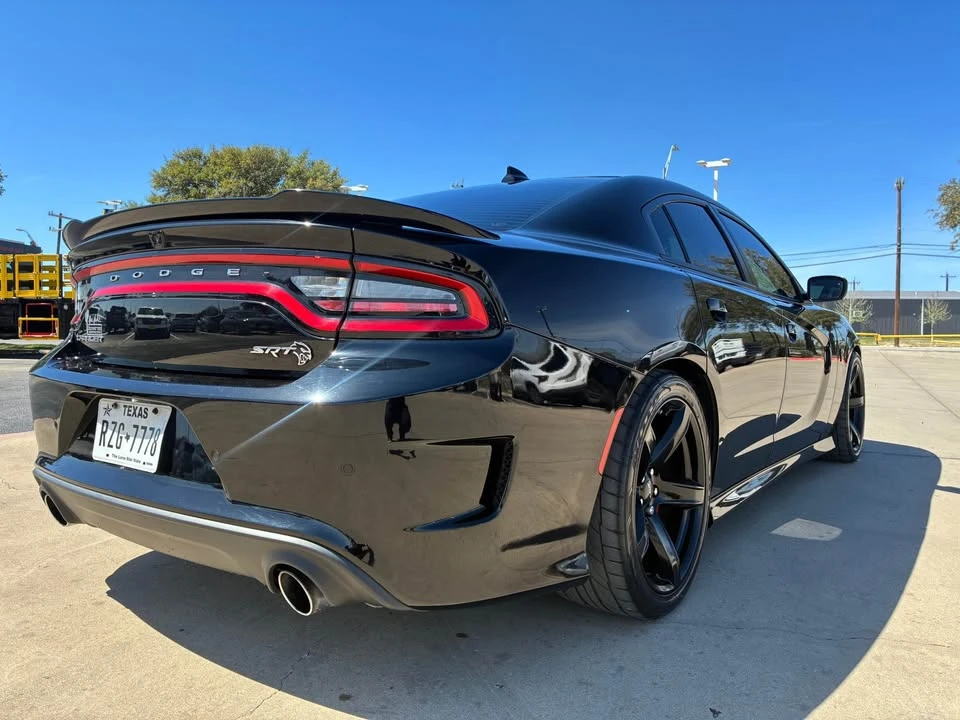 2017 Dodge Charger SRT Hellcat 7th Gen - Image 3 of 12