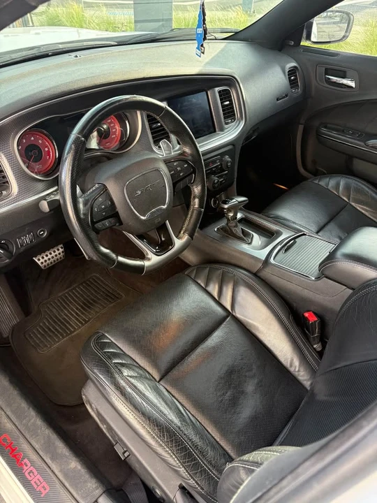 2017 Dodge Charger SRT Hellcat 7th Gen - Image 5 of 9