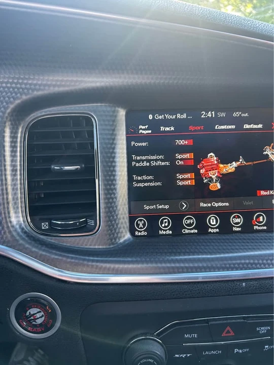 2017 Dodge Charger SRT Hellcat 7th Gen - Image 7 of 9