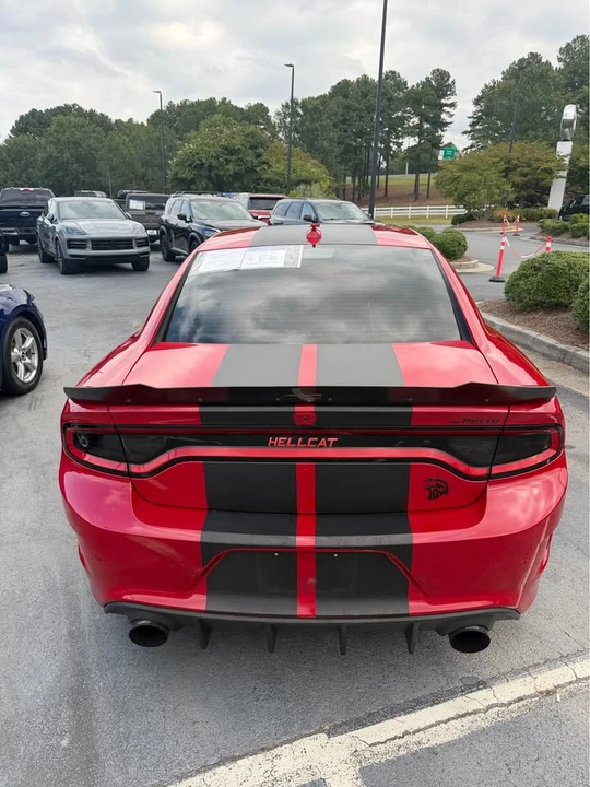2017 Dodge Charger SRT Hellcat 7th Gen - Image 5 of 6
