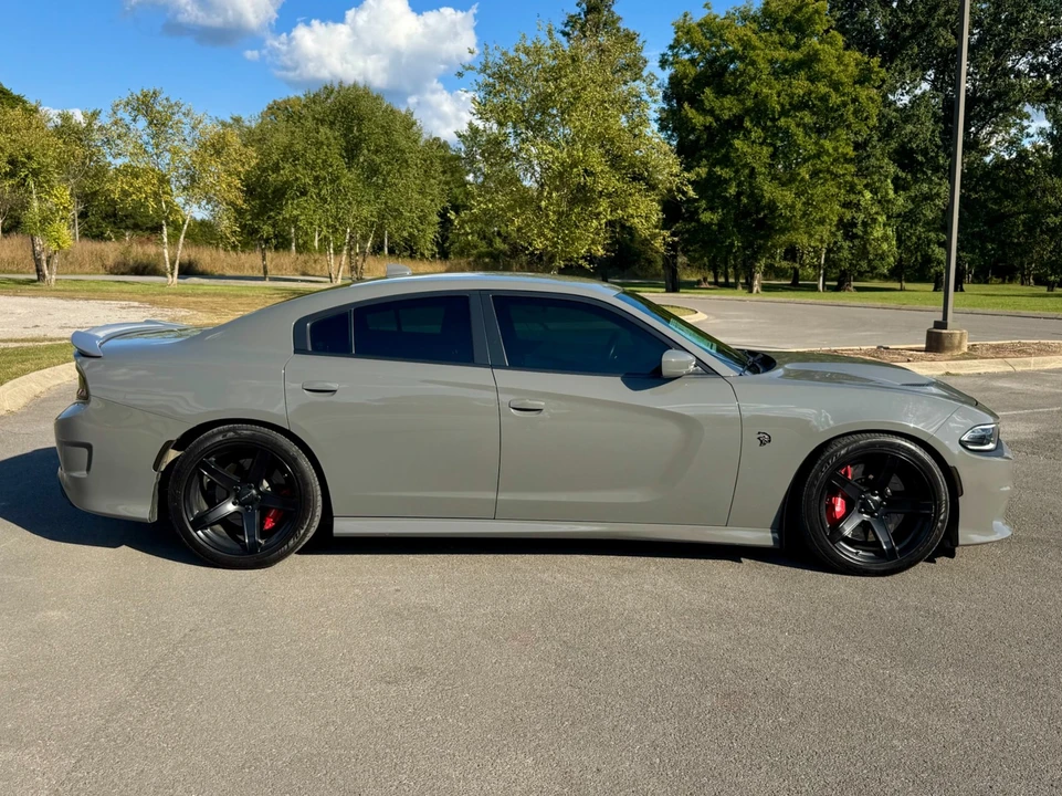 2017 Dodge Charger SRT Hellcat 7th Gen - Image 8 of 12