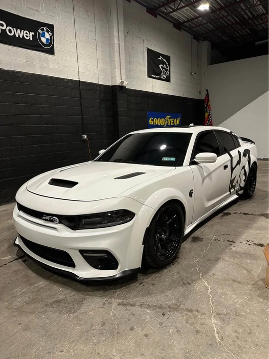 2017 Dodge Charger SRT Hellcat 7th Gen - Image 7 of 7