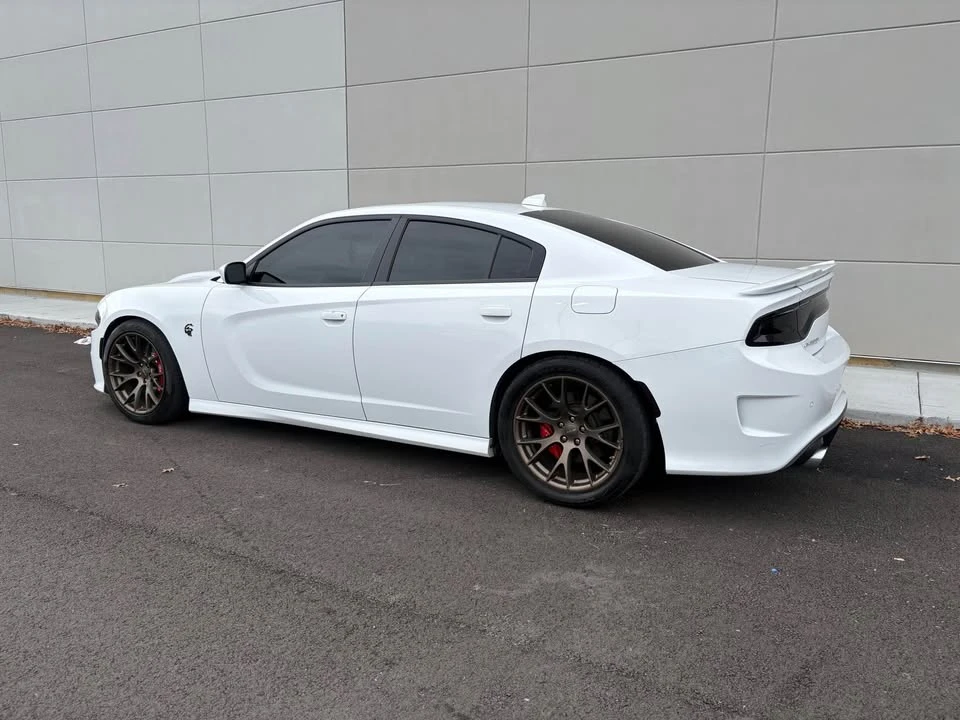 2017 Dodge Charger SRT Hellcat 7th Gen - Image 9 of 15