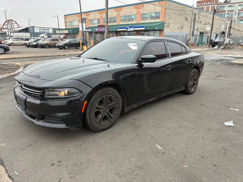 2017 Dodge Charger 7th Gen - Image 2 of 7