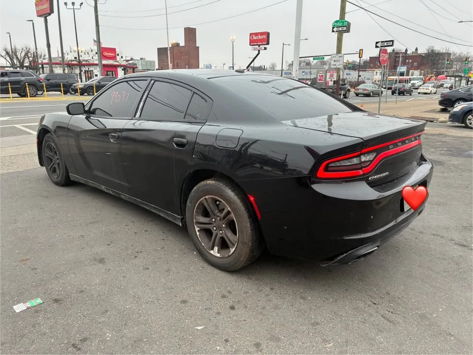 2017 Dodge Charger 7th Gen - Image 4 of 7