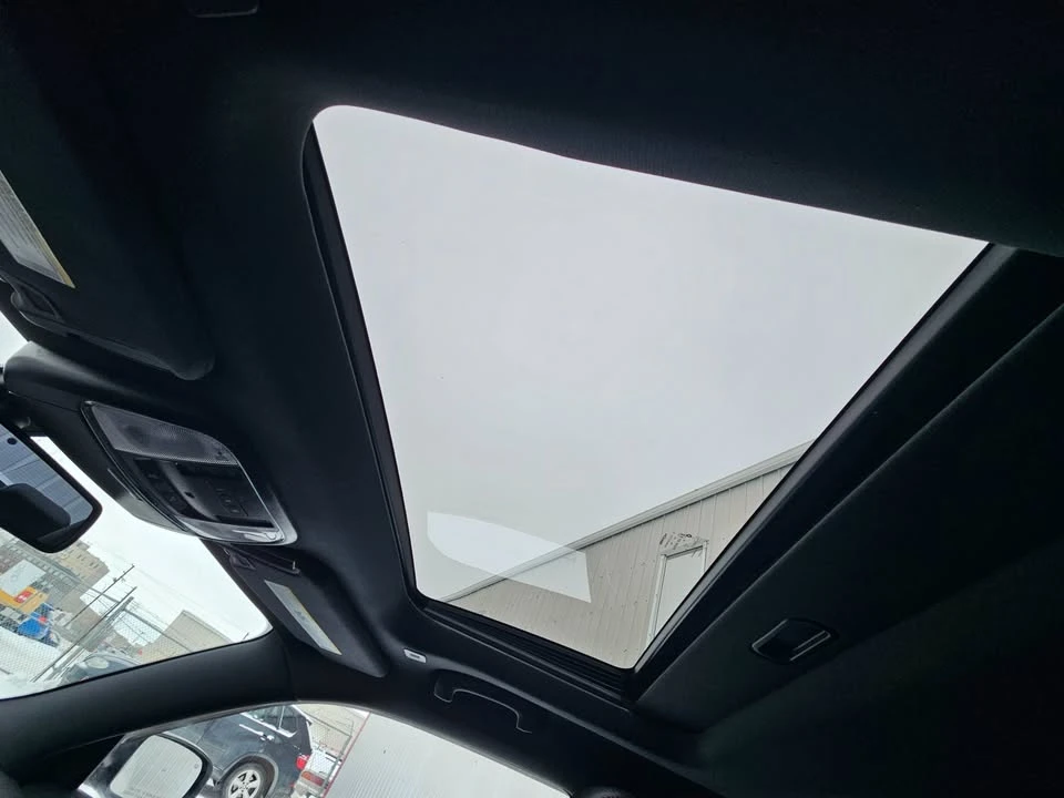 2017 Dodge Charger 7th Gen - Image 4 of 8